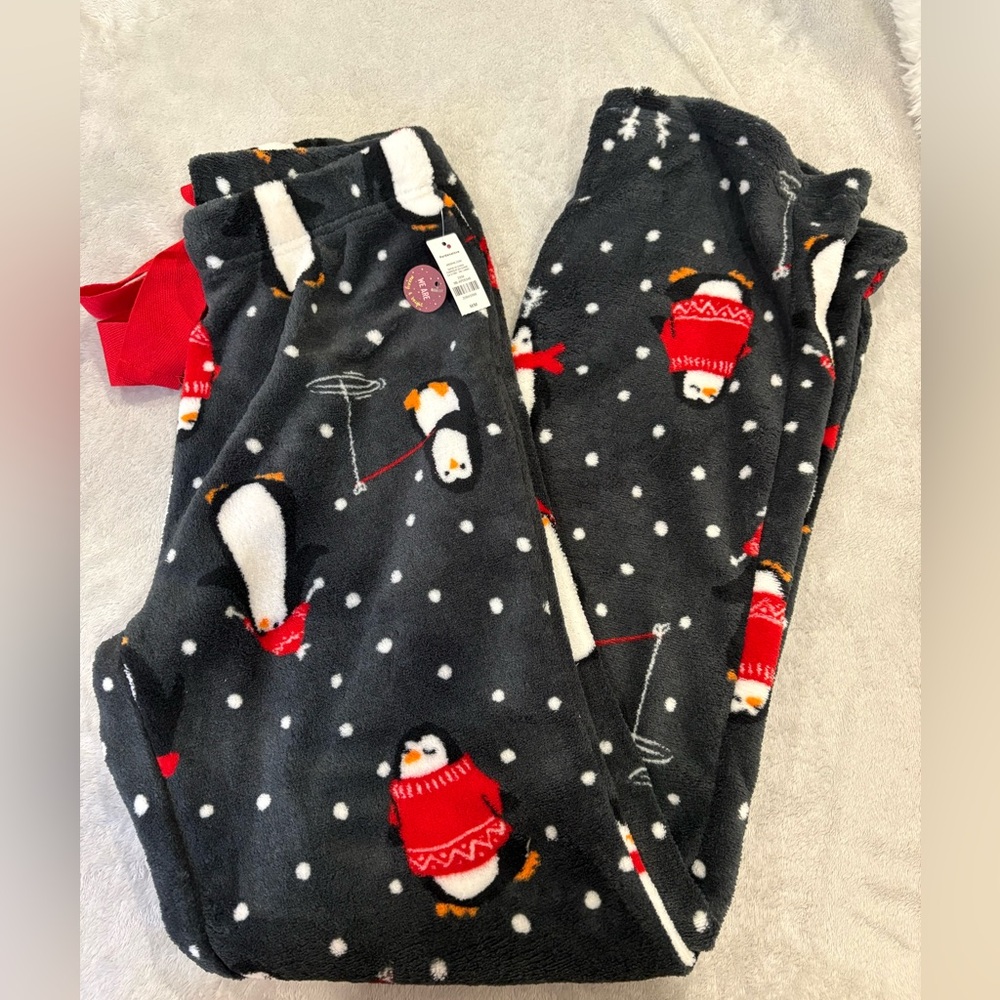 ARDENE FUZZY PAJAMA PANTS